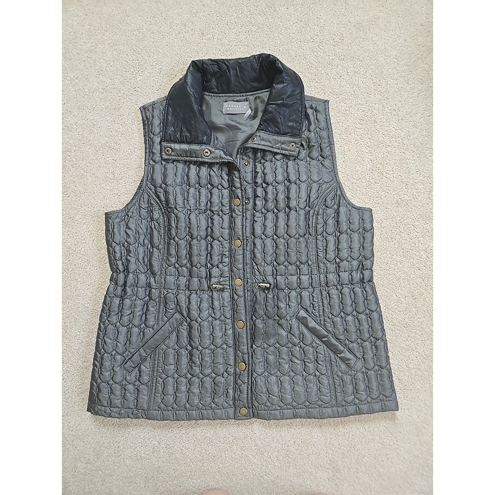 Casual Identity Size Large  Quilted Vest-Vegan Leather Collar-Gorpcore Green‎